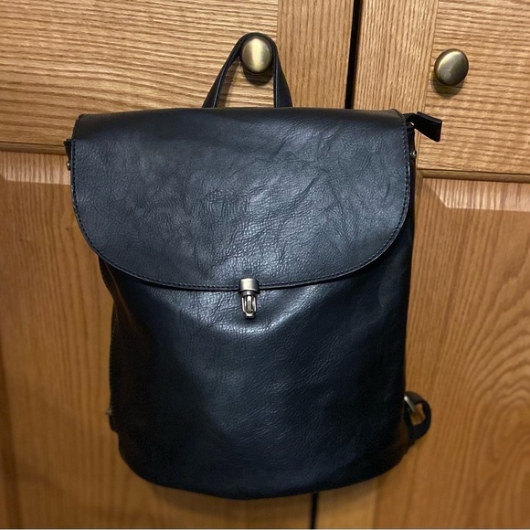 Joy Colette Backpack Black - Picture 1 of 6